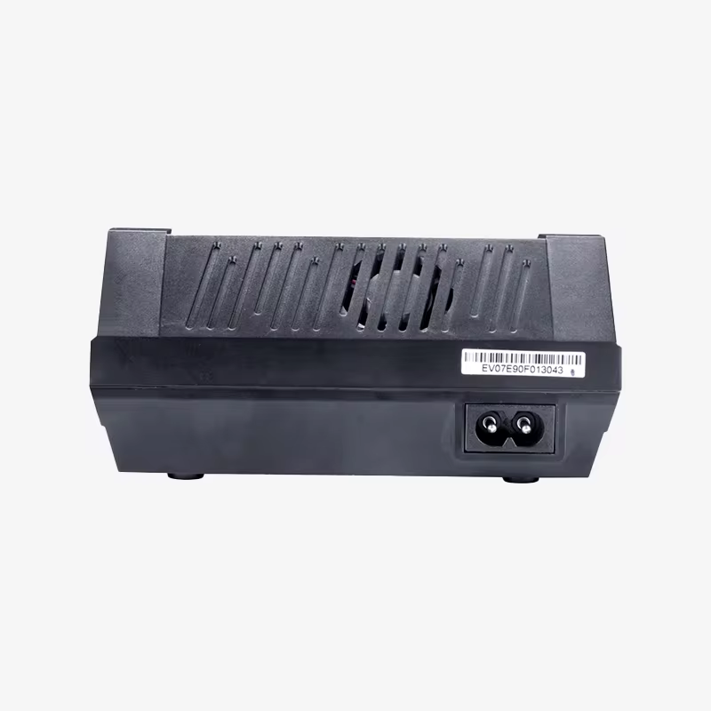EV-PEAK C1-XR 100W 10A Smart B - đánh giá và giá Drone Battery